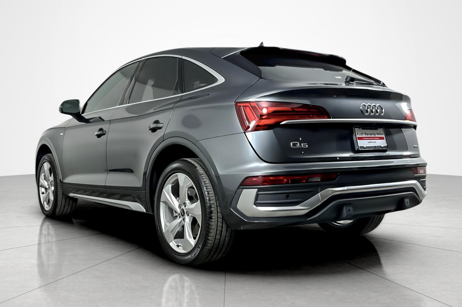 2023 Audi Q5 Sportback S line Premium 45 TFSI photo 3