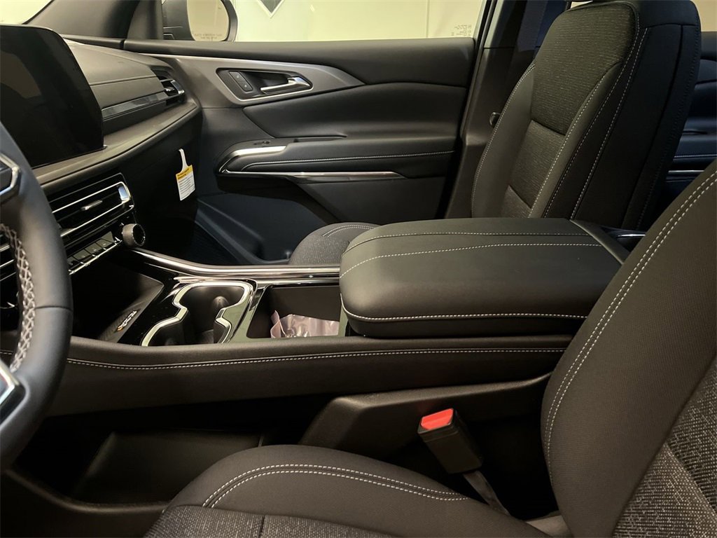 2026 Chevrolet Traverse photo 19