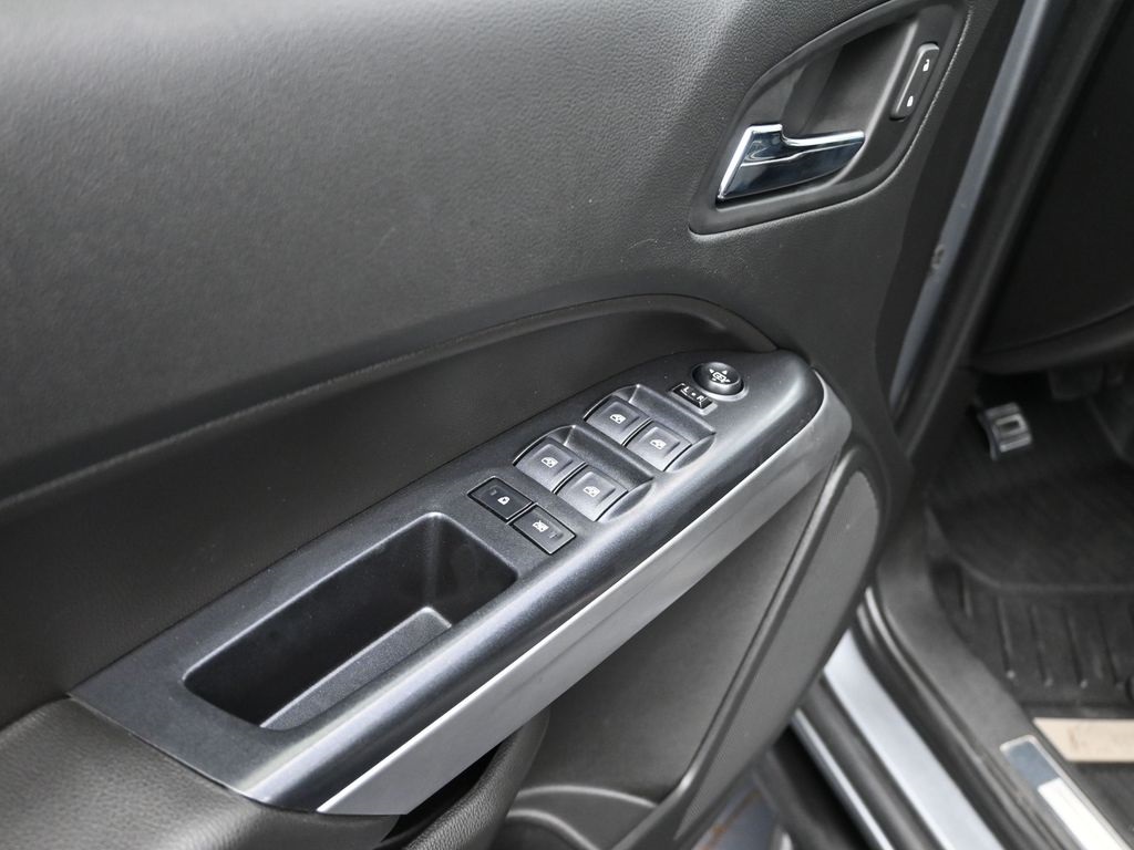 2021 Chevrolet Colorado ZR2 photo 9