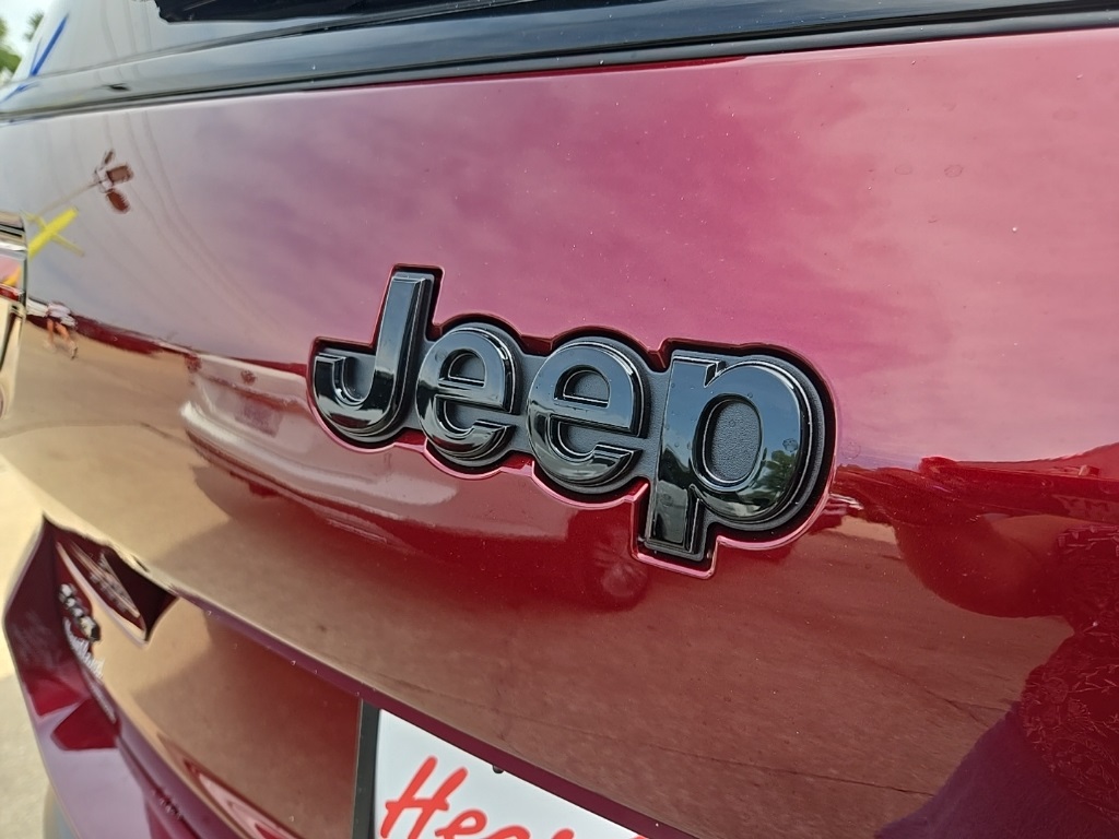 2025 Jeep Grand Cherokee Limited photo 19
