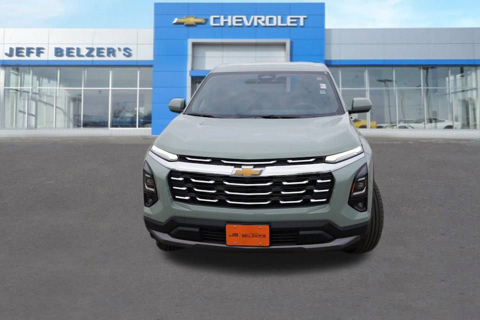 2026 Chevrolet Equinox LT photo 2
