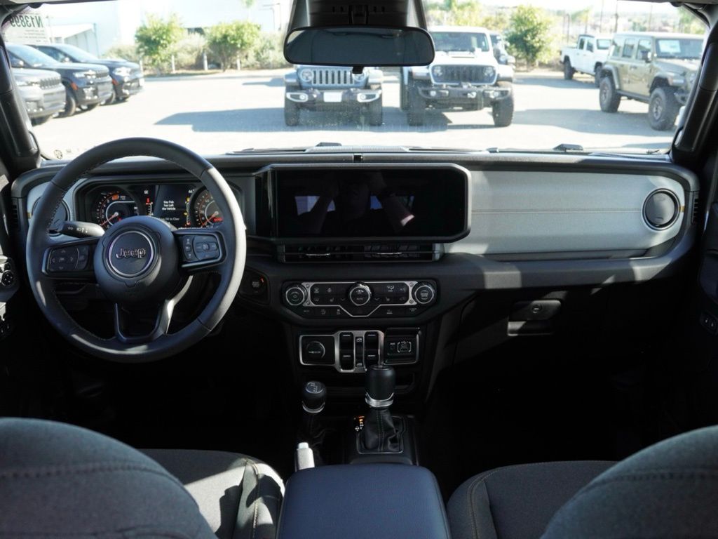 New 2026 Granite Crystal Metallic Clear-Coat Exterior Paint Jeep 4-Door Sport S image 25