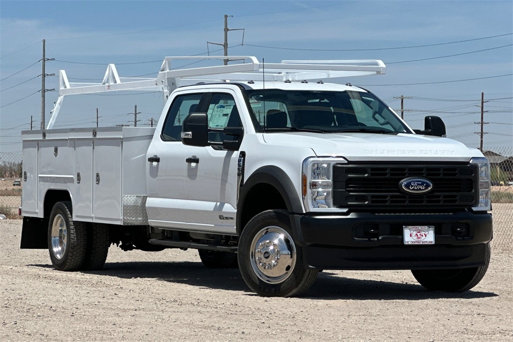 2025 Ford F-550 XL photo 2