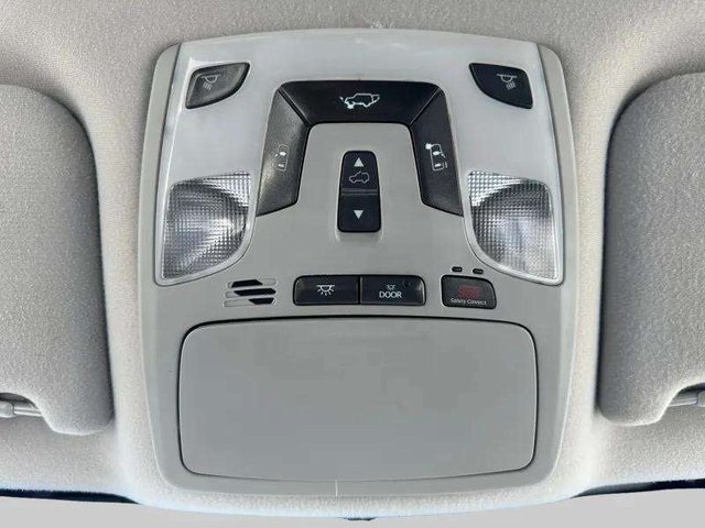 2011 Toyota Sienna Limited photo 29