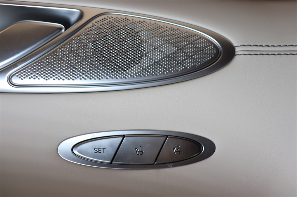 2026 Genesis GV70 2.5T Select photo 9