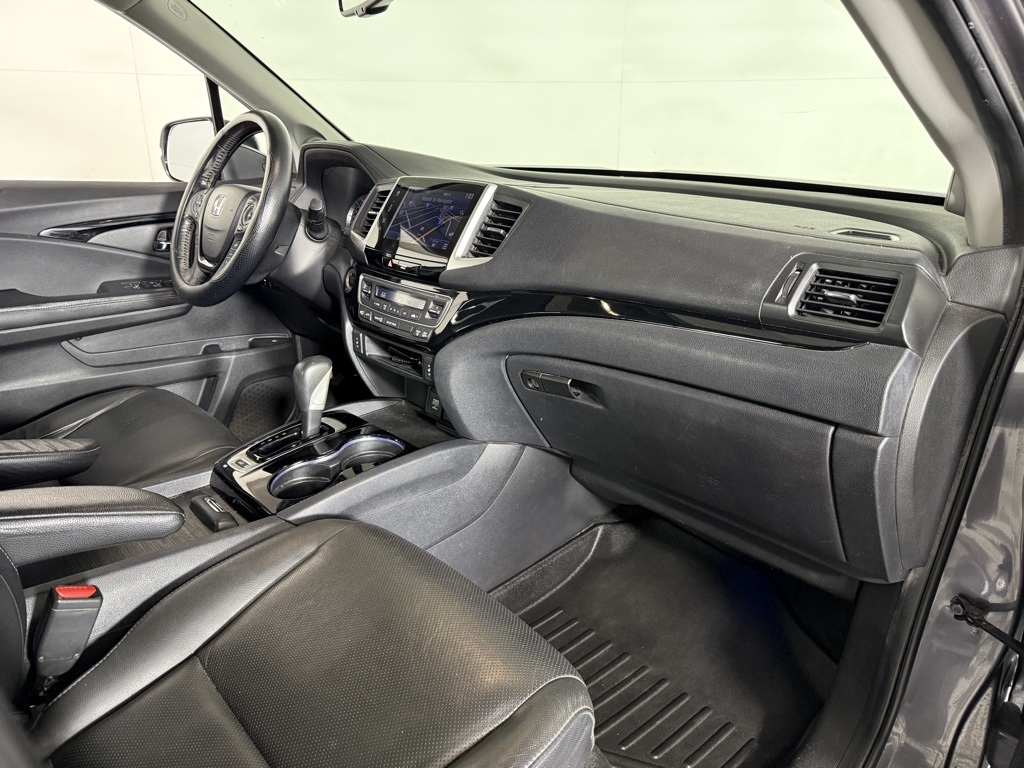 2019 Honda Ridgeline RTL-E photo 24