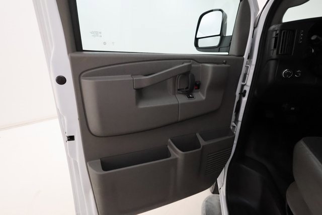 2023 Chevrolet Express 2500 Cargo photo 8