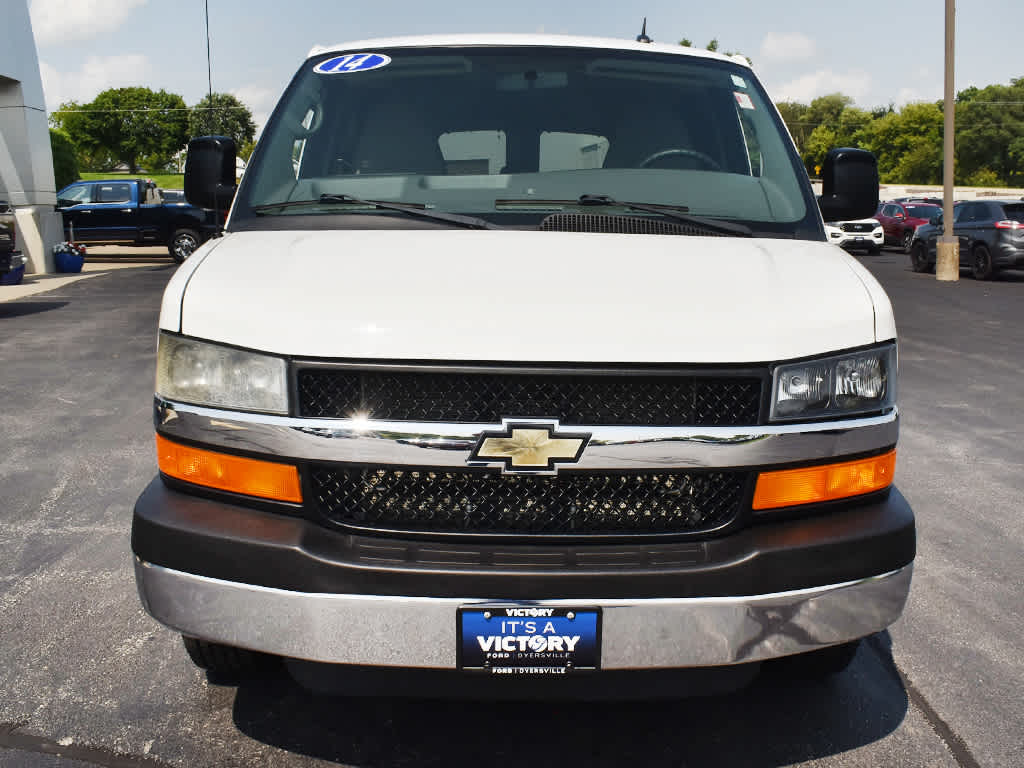2014 Chevrolet Express 2500 LT photo 18