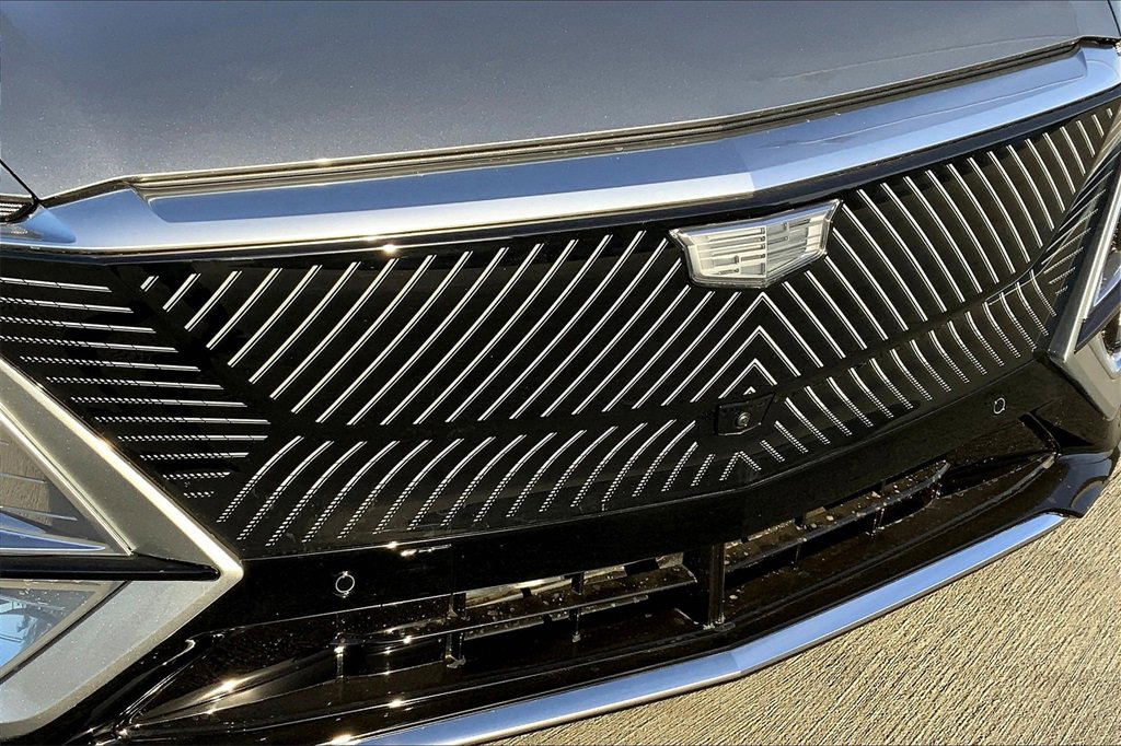 2025 Cadillac Lyriq Luxury photo 34
