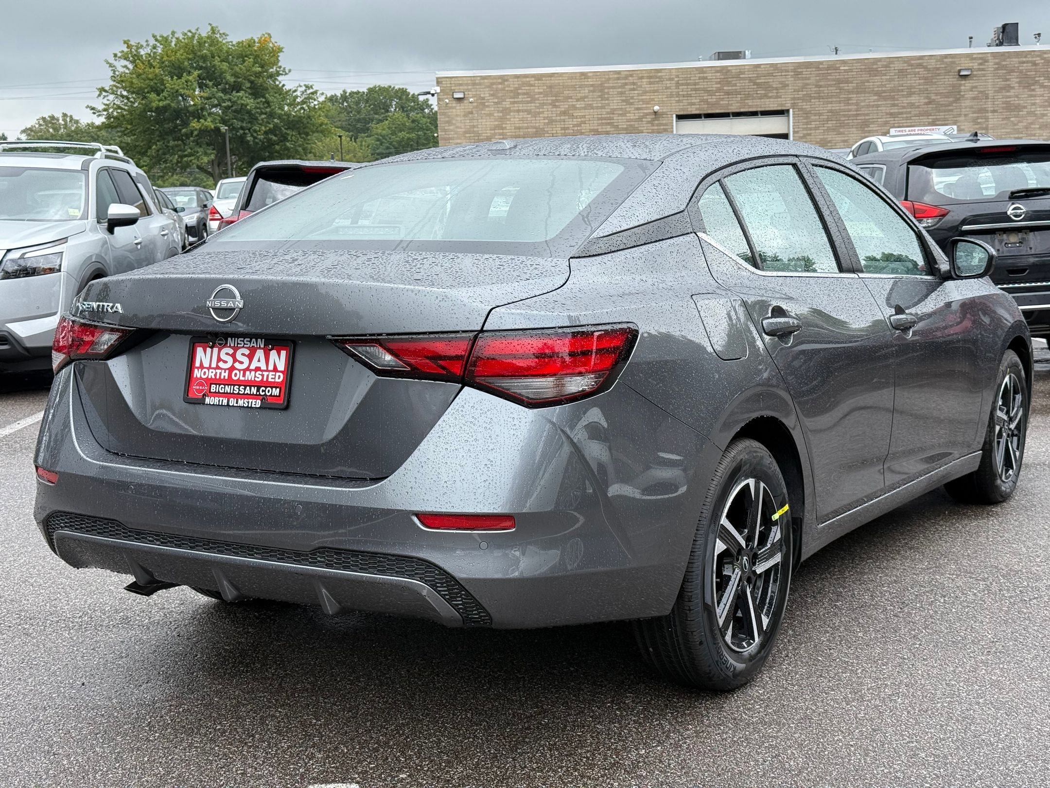 2025 Nissan Sentra SV photo 2