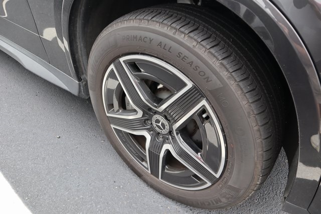 2023 Mercedes Benz GLC 300 4MATIC photo 4
