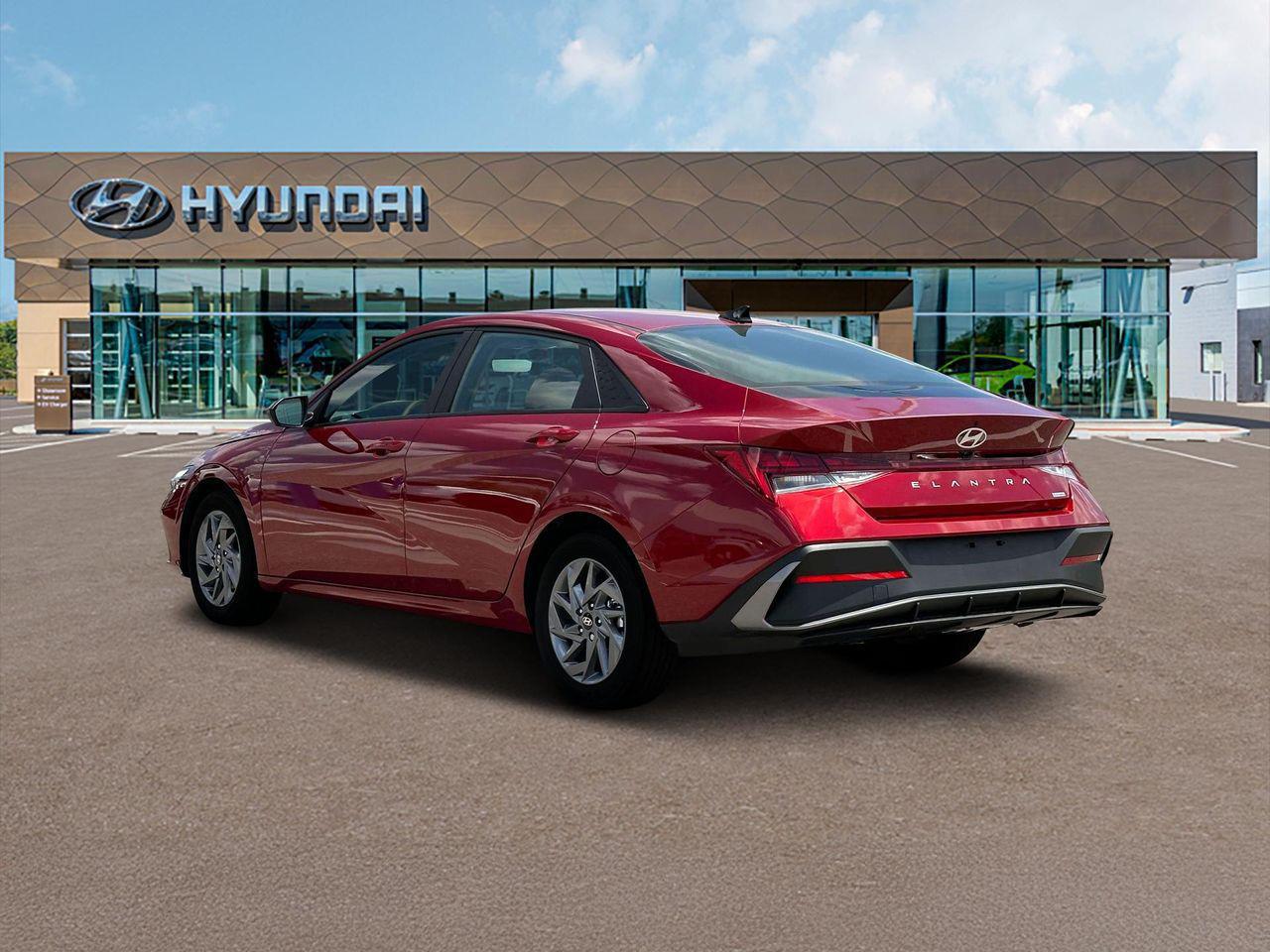 2025 Hyundai Elantra Hybrid Blue photo 5