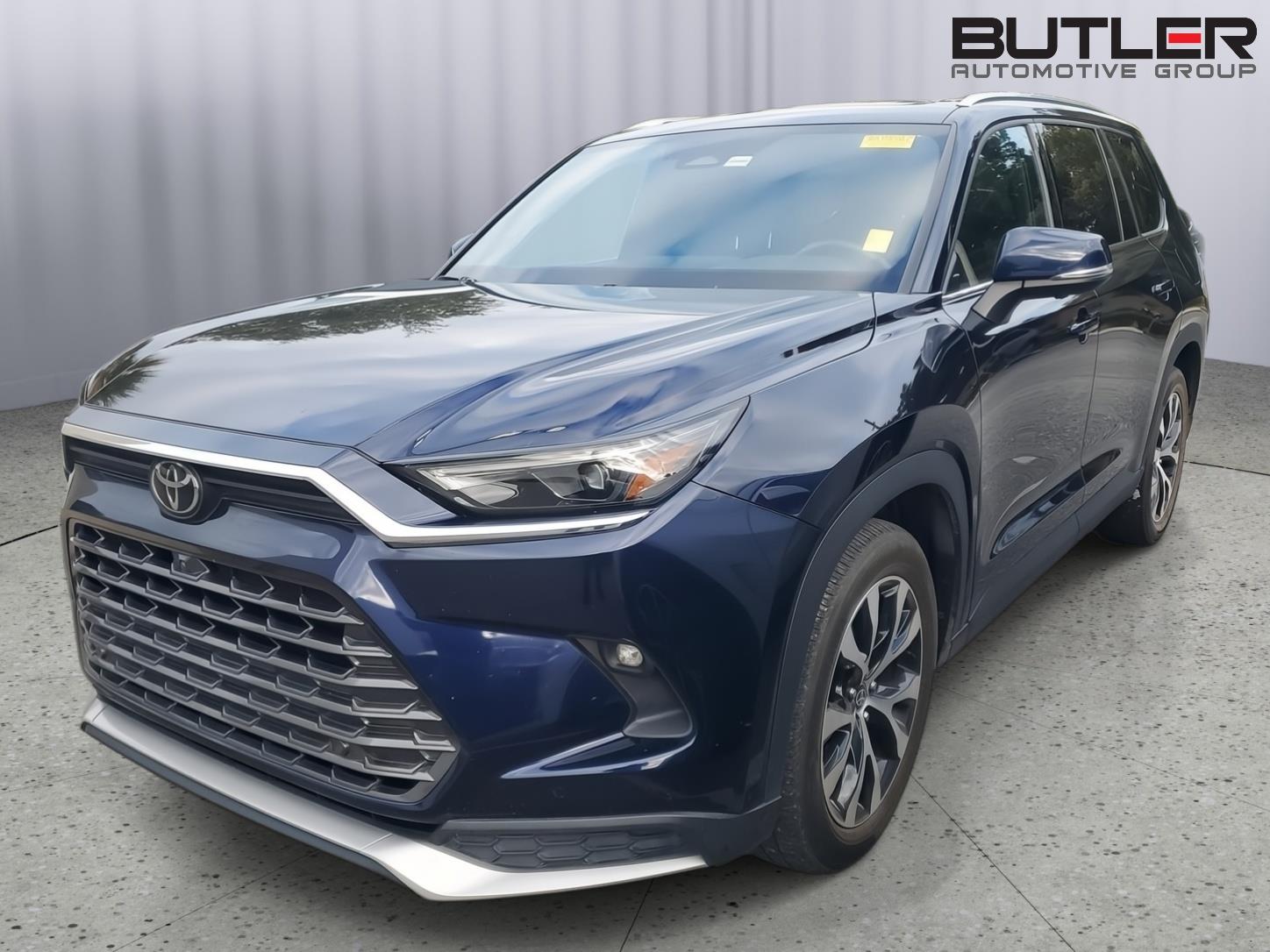 2024 Toyota Grand Highlander Limited's photo