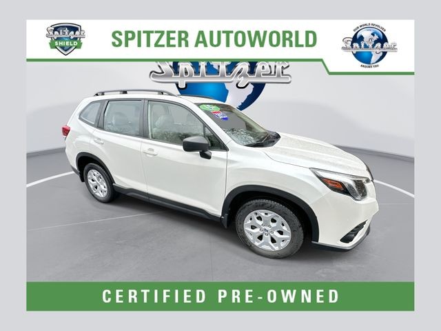 2022 Subaru Forester Base's photo