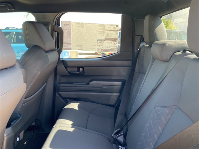 2025 Toyota Tacoma SR5 4x4 Double Cab photo 12