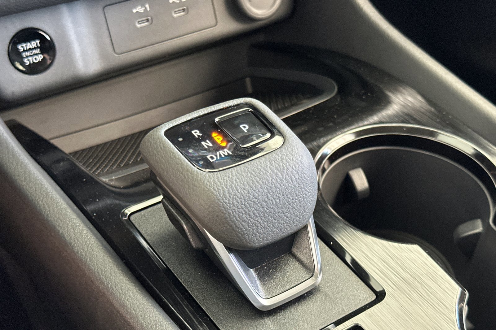 2026 Nissan Rogue S photo 21