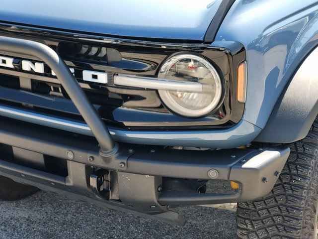 2023 Ford Bronco Outer Banks photo 5