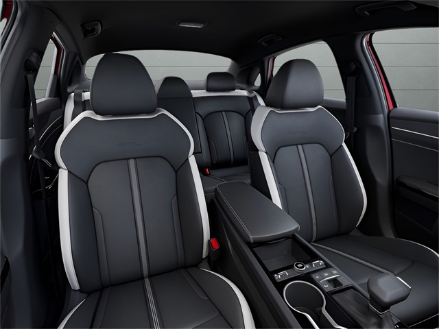 2026 Kia K5 GT-Line photo 14