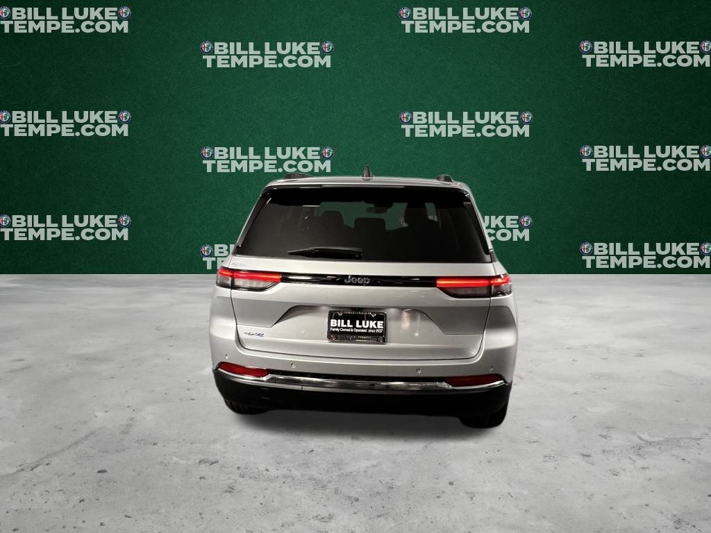 2023 Jeep Cherokee 4xe photo 6