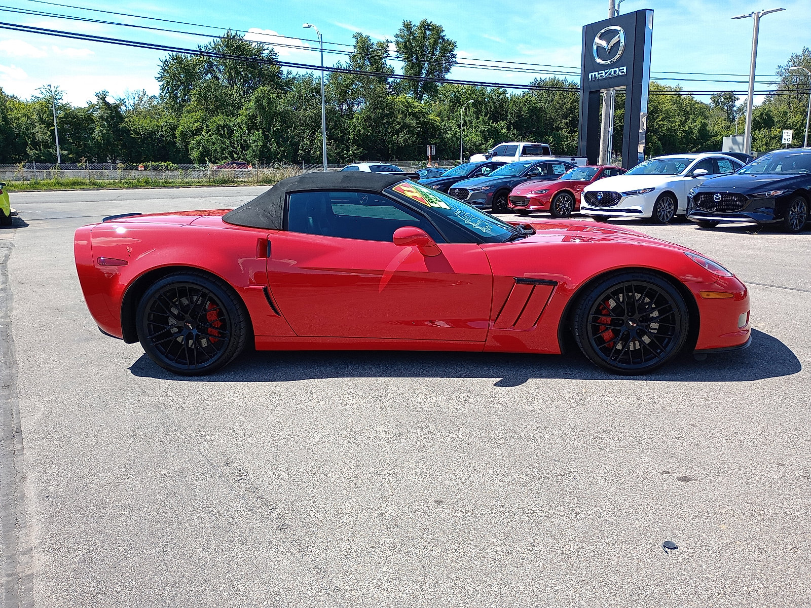 2011 Chevrolet Corvette Grand Sport 3LT photo 2