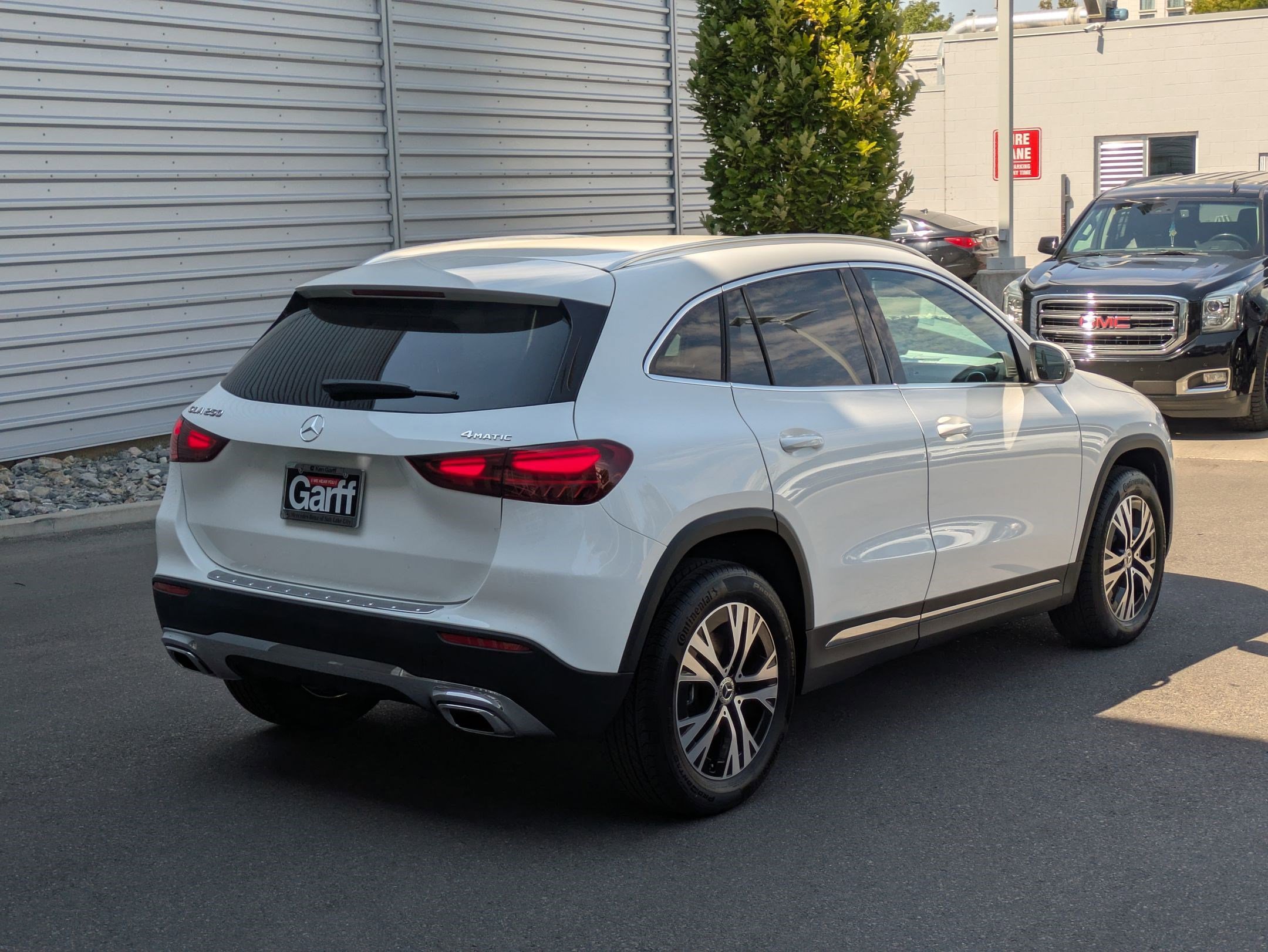 2026 Mercedes Benz GLA 250 4MATIC photo 3