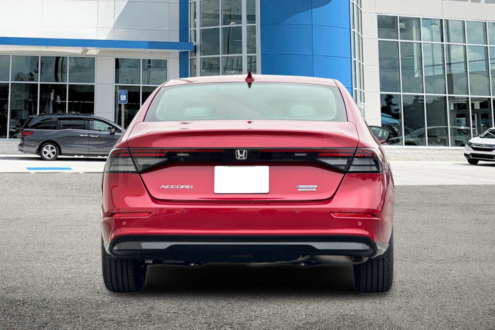 2025 Honda Accord Hybrid Touring photo 4
