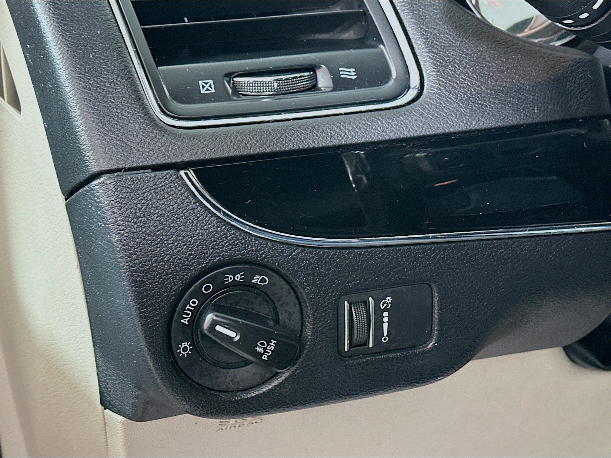 2020 Dodge Grand Caravan SXT photo 10