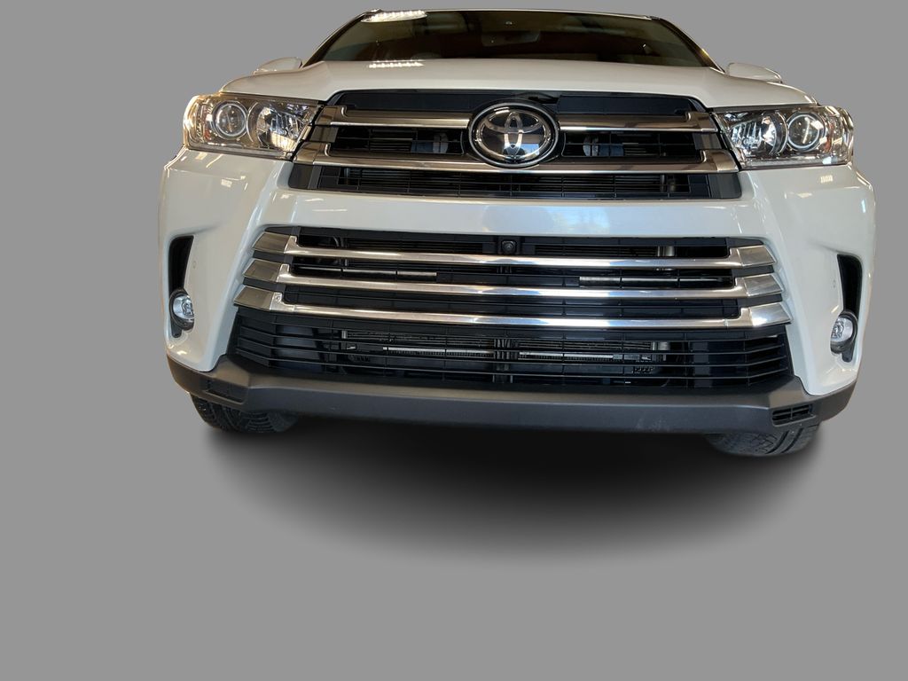 2019 Toyota Highlander Limited photo 19