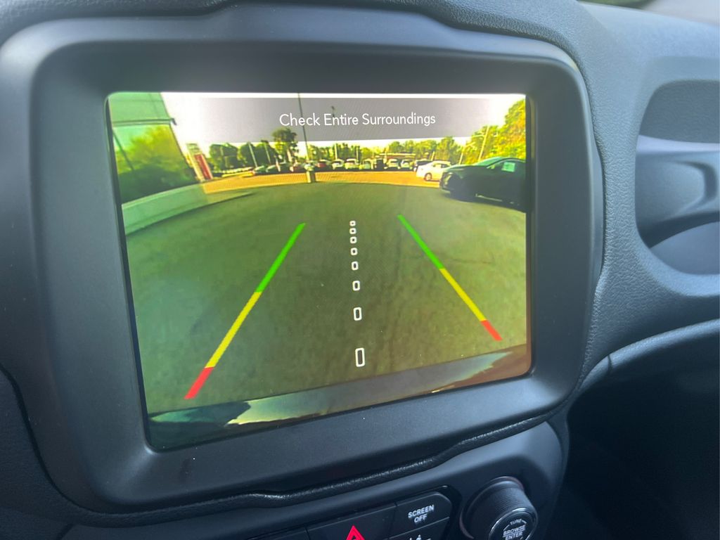 2021 Jeep Renegade Limited photo 25
