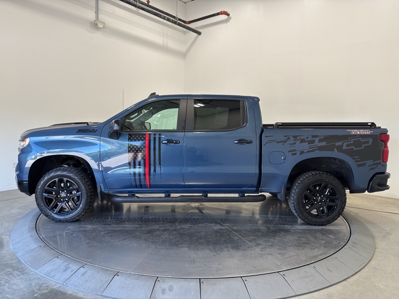2024 Chevrolet Silverado 1500 LT Trail Boss photo 3