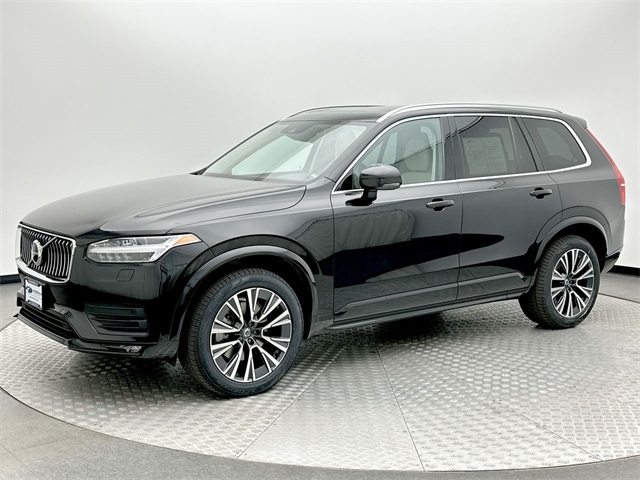 2022 Volvo XC90 Momentum