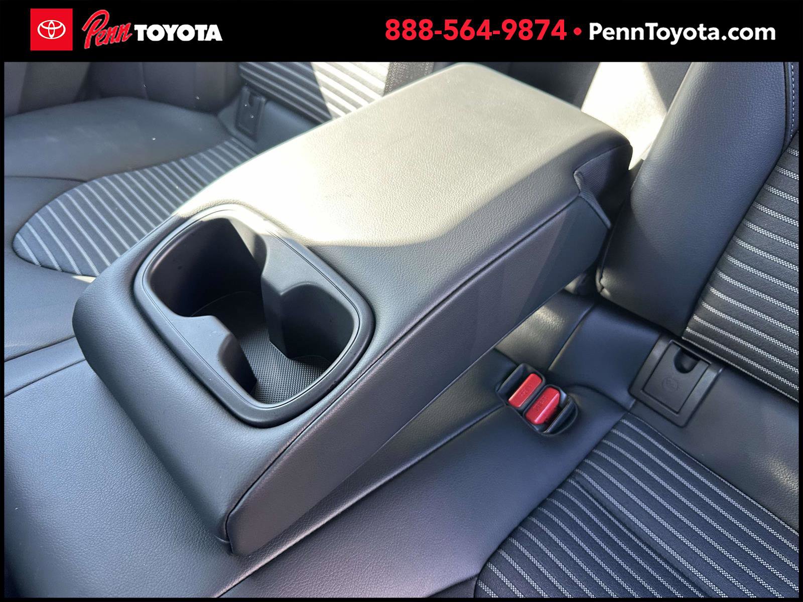 2023 Toyota Camry SE photo 17