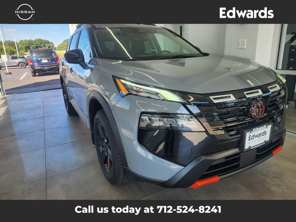 2026 Nissan Rogue SV photo 2
