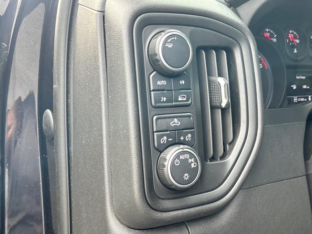 2023 Chevrolet Silverado 1500 Custom photo 6