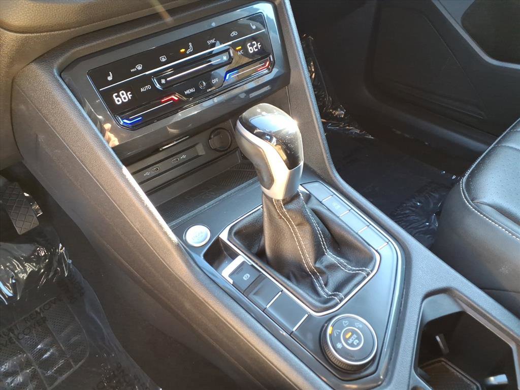 2024 Volkswagen Tiguan SE Wolfsburg Edition photo 4