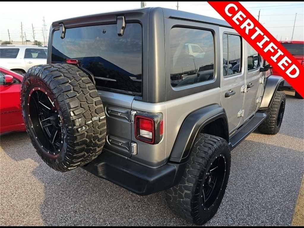 2020 Jeep Wrangler Unlimited Rubicon High Tide photo 3