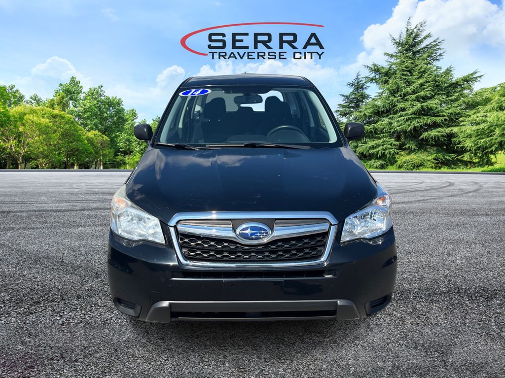 Used 2014 Subaru Forester i with VIN JF2SJAAC4EH527098 for sale in Traverse City, MI