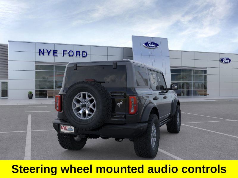 2025 Ford Bronco Badlands photo 8