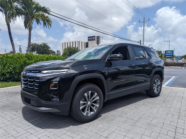 2026 Chevrolet Equinox LT photo 4