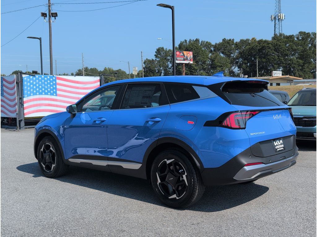 2026 Kia Sportage EX photo 3