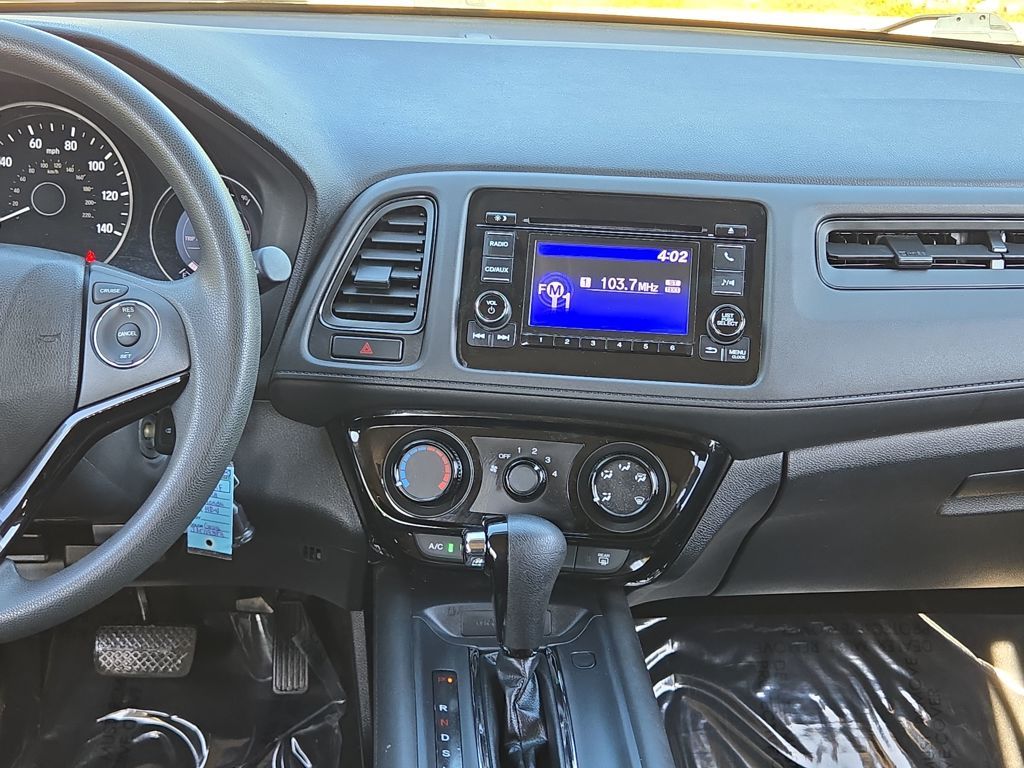2018 Honda HR-V LX photo 17
