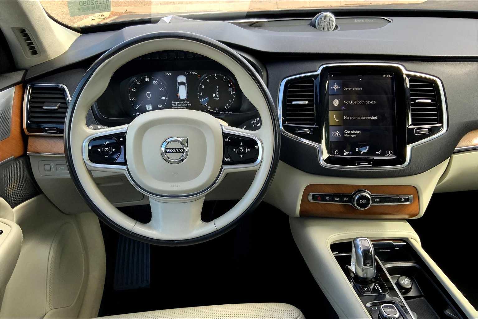 2017 Volvo XC90 Inscription photo 4