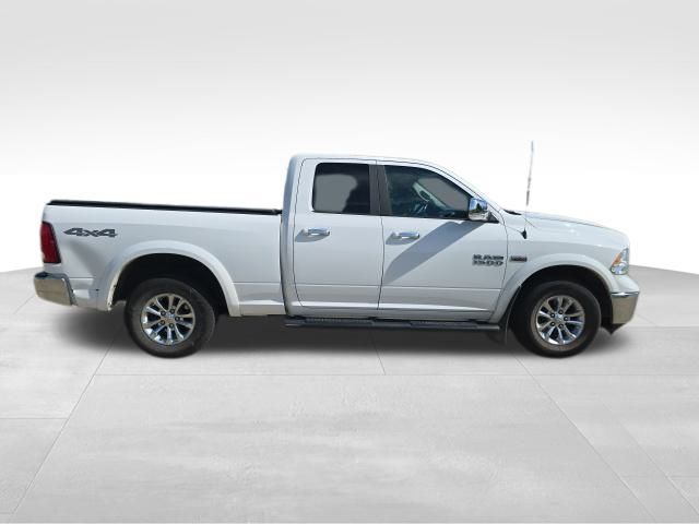 2018 Ram 1500 SLT photo 6