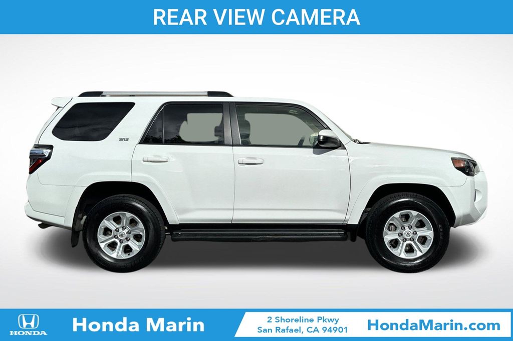 2024 Toyota 4Runner SR5 photo 2