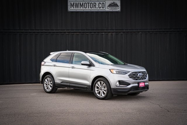 2023 Ford Edge Titanium's photo