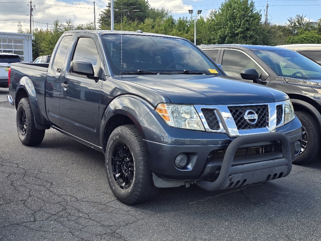 2013 Nissan Frontier SV photo 4