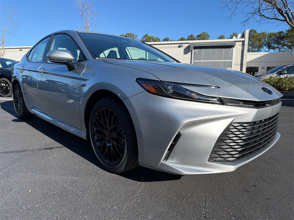 2026 Toyota Camry LE's photo