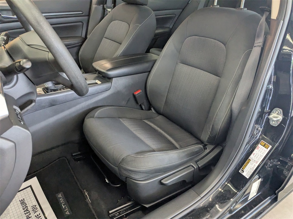 2022 Nissan Altima 2.5 S photo 15