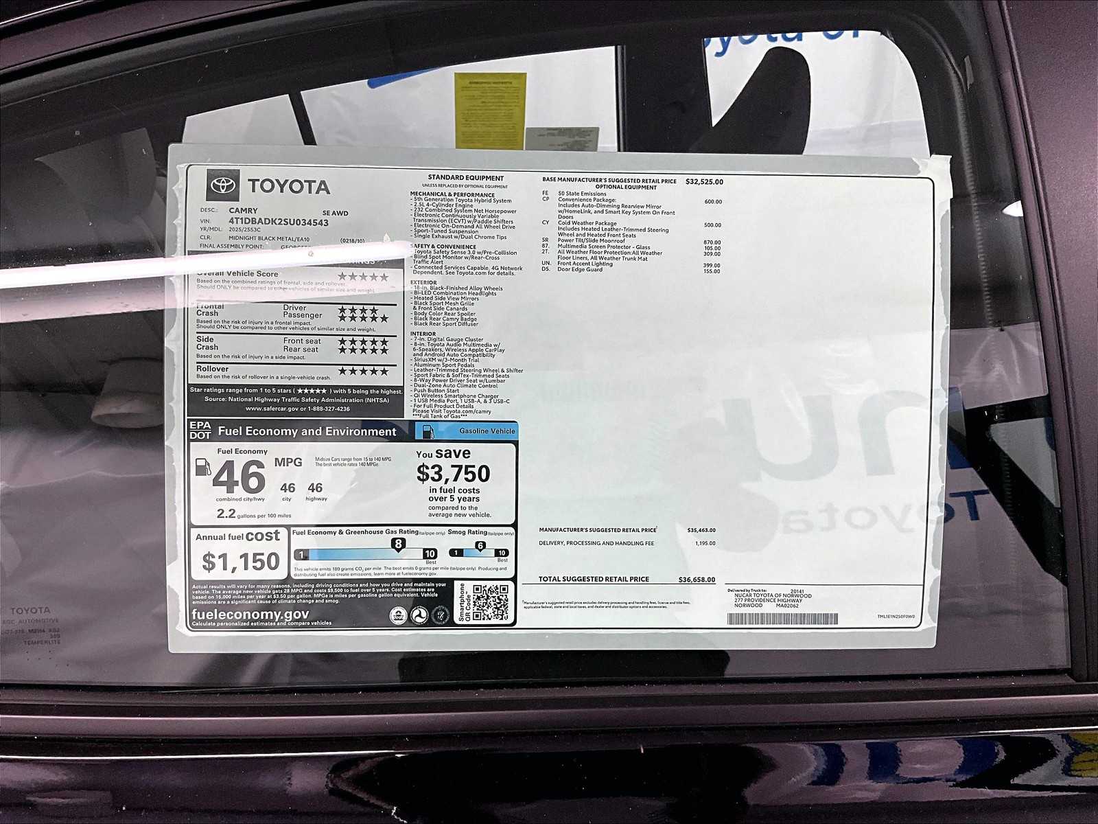 2025 Toyota Camry SE photo 16