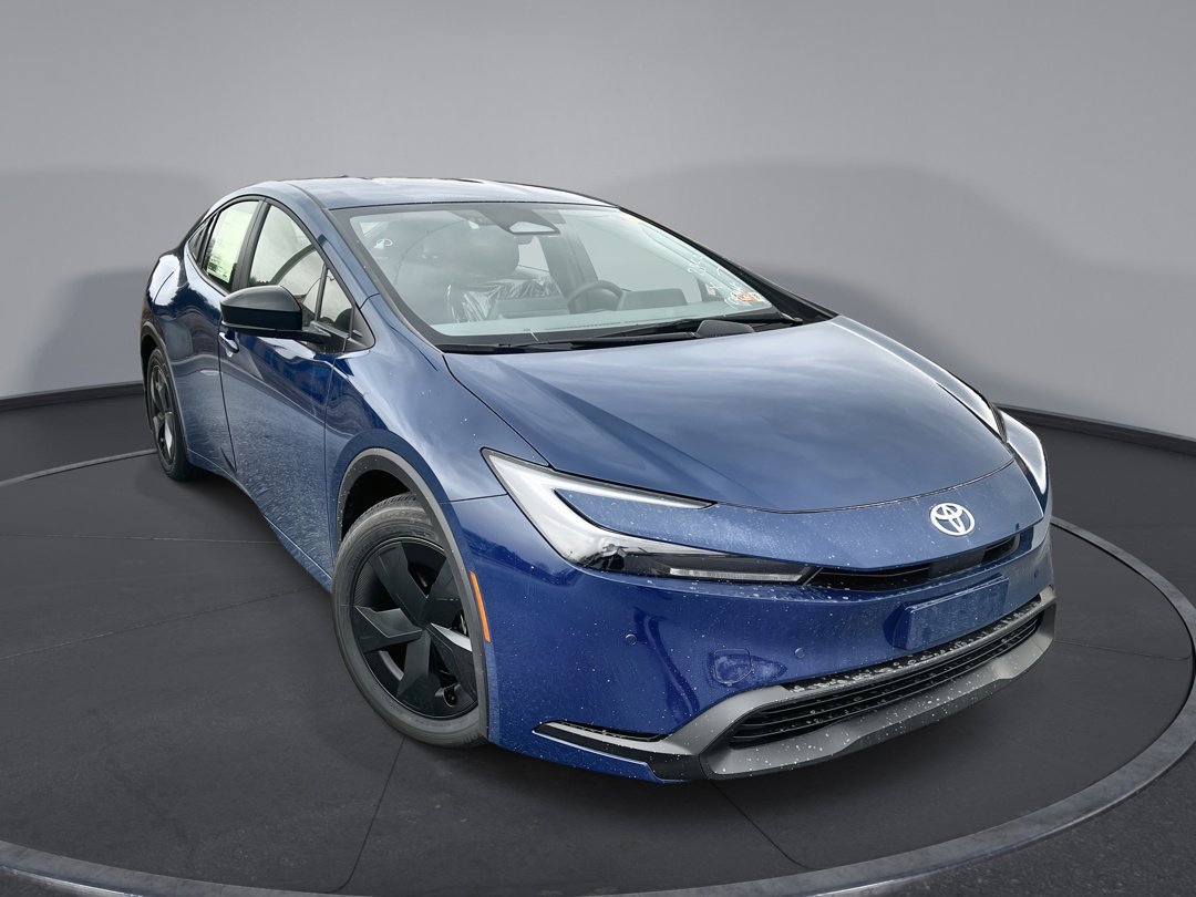 2026 Toyota Prius LE's photo